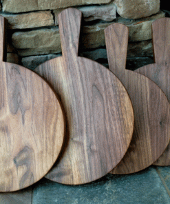 Round Wooden Hendal Chopping Board