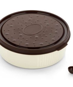 Masala Box Round leaning